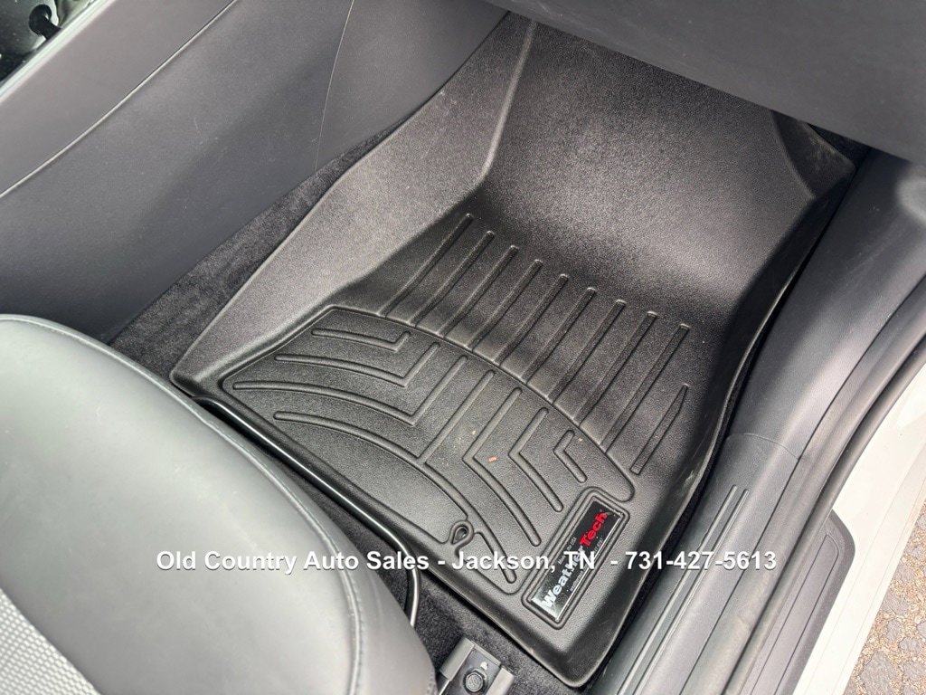 Used 2023 Kia Niro EX Touring image 21