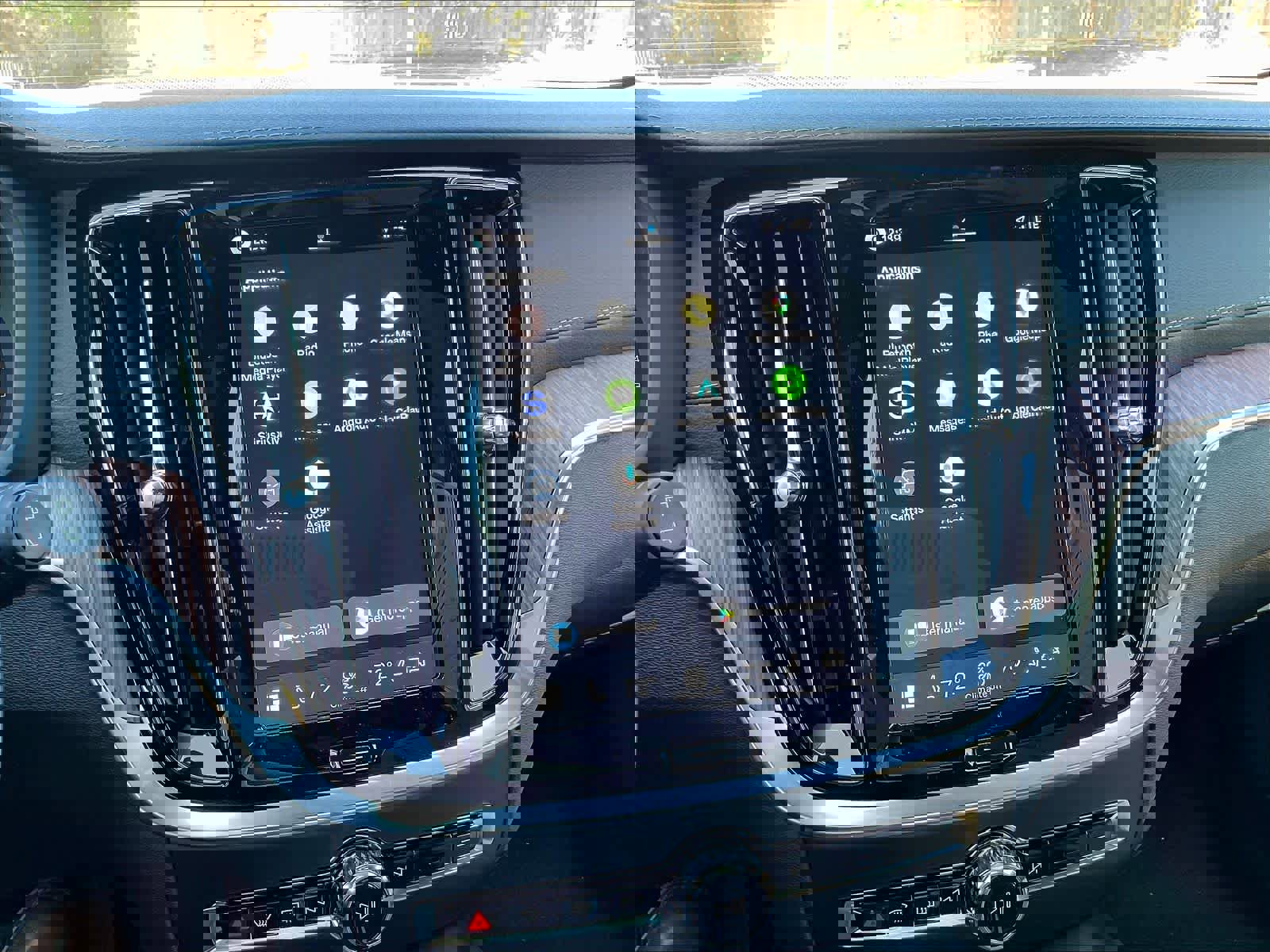 New 2026 Volvo V60 B5 Cross Country Ultra image 21