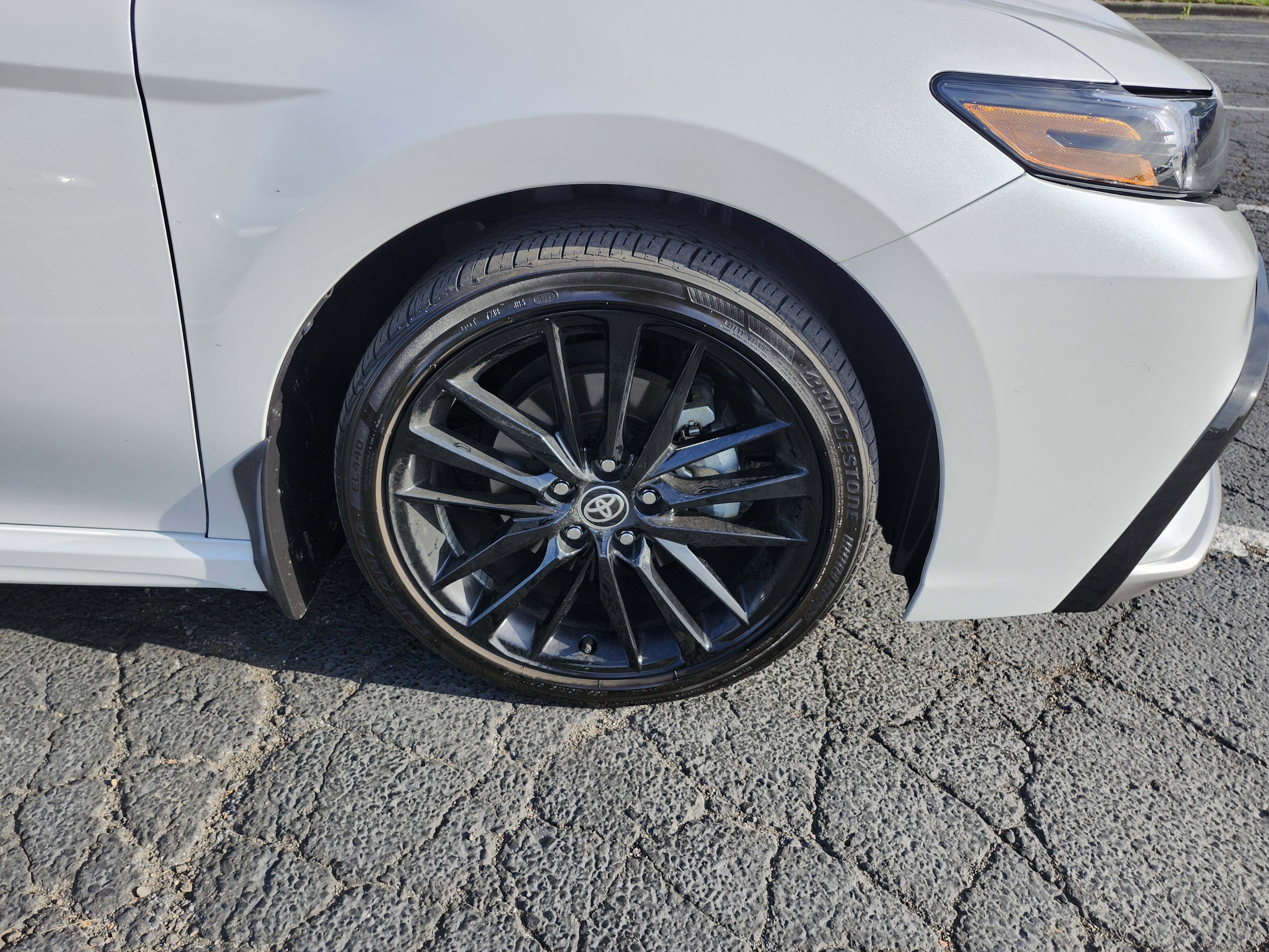 Used 2024 Toyota Camry XSE w/ Navigation Package image 13