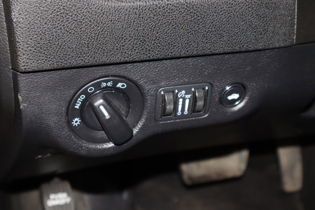 Used 2022 Dodge Charger SXT image 23