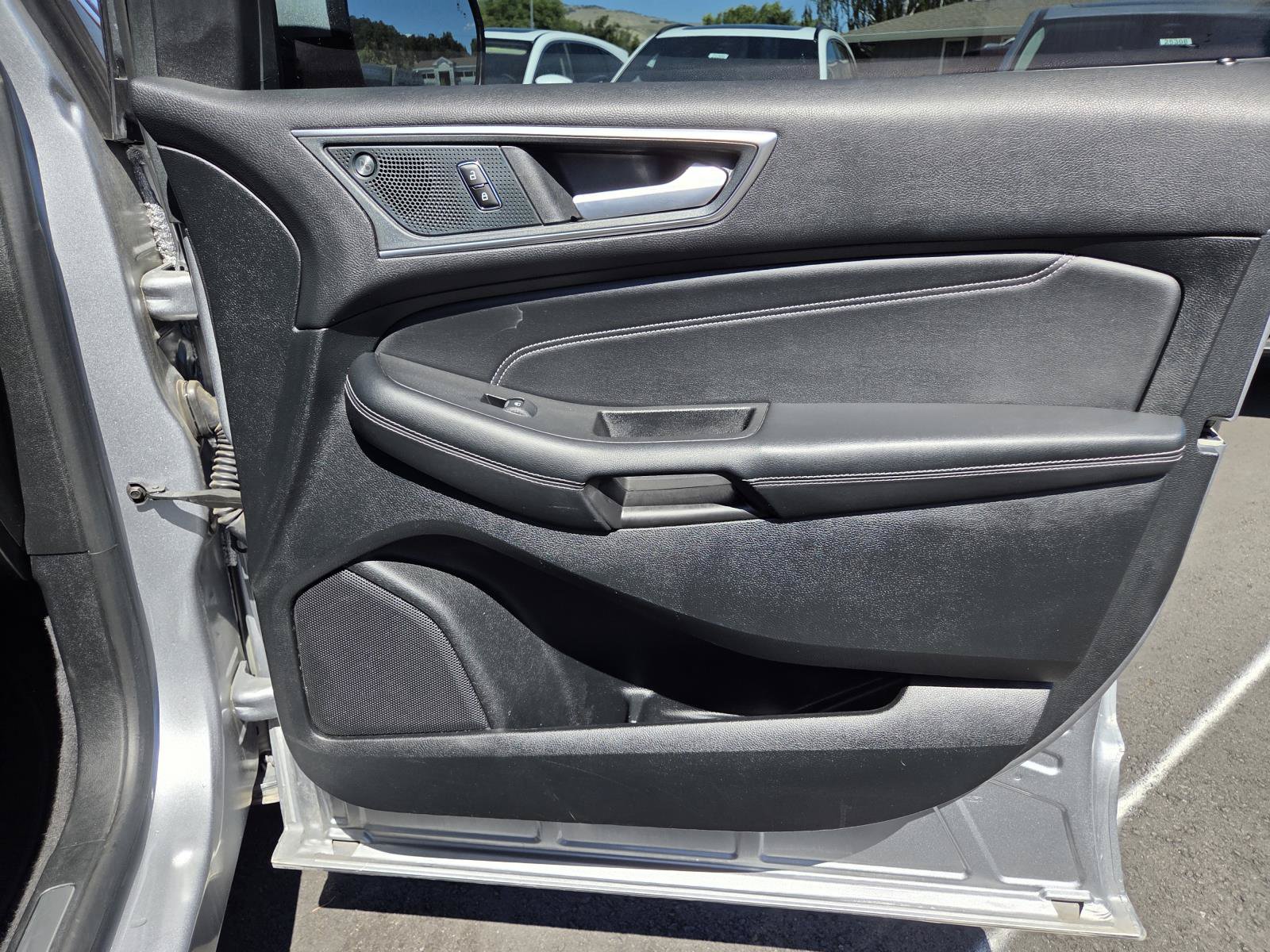 Used 2024 Ford Edge Titanium AWD/4WD image 22