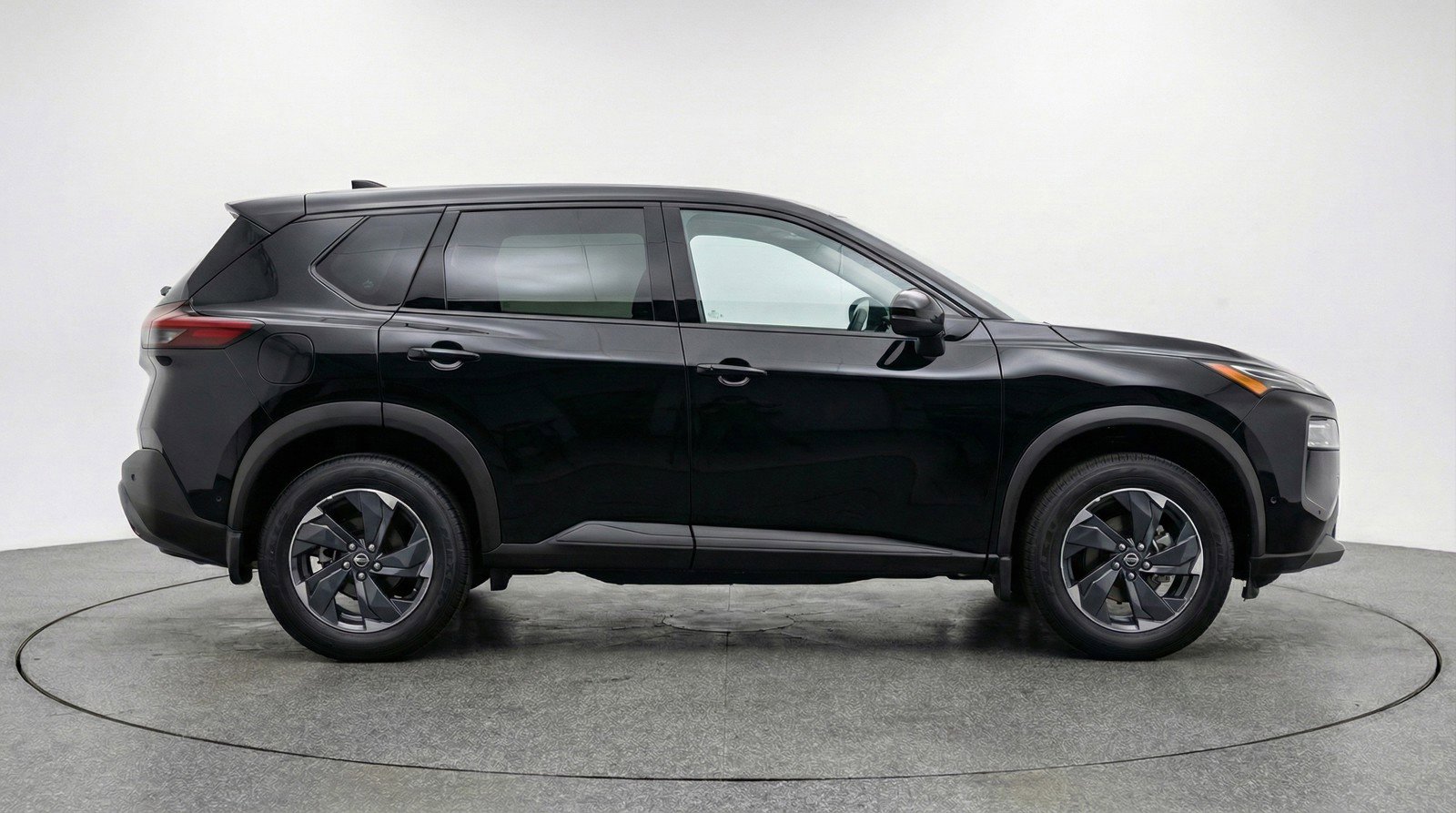 Used 2025 Nissan Rogue SV FWD image 11