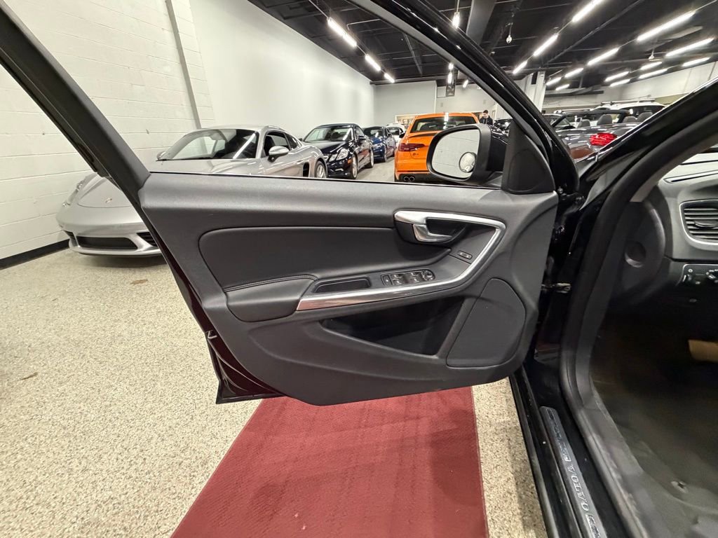 Used 2015 Volvo S60 T5 Premier Plus image 16