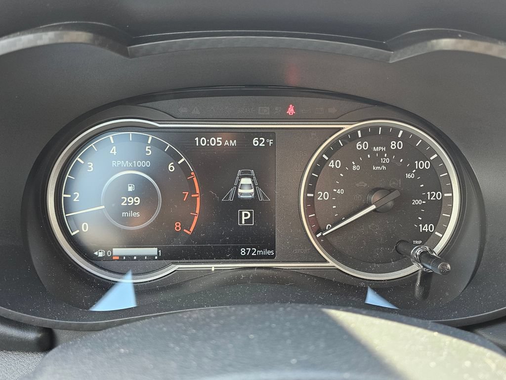 Used 2025 Nissan Versa SR w/ Trunk Package FWD image 20