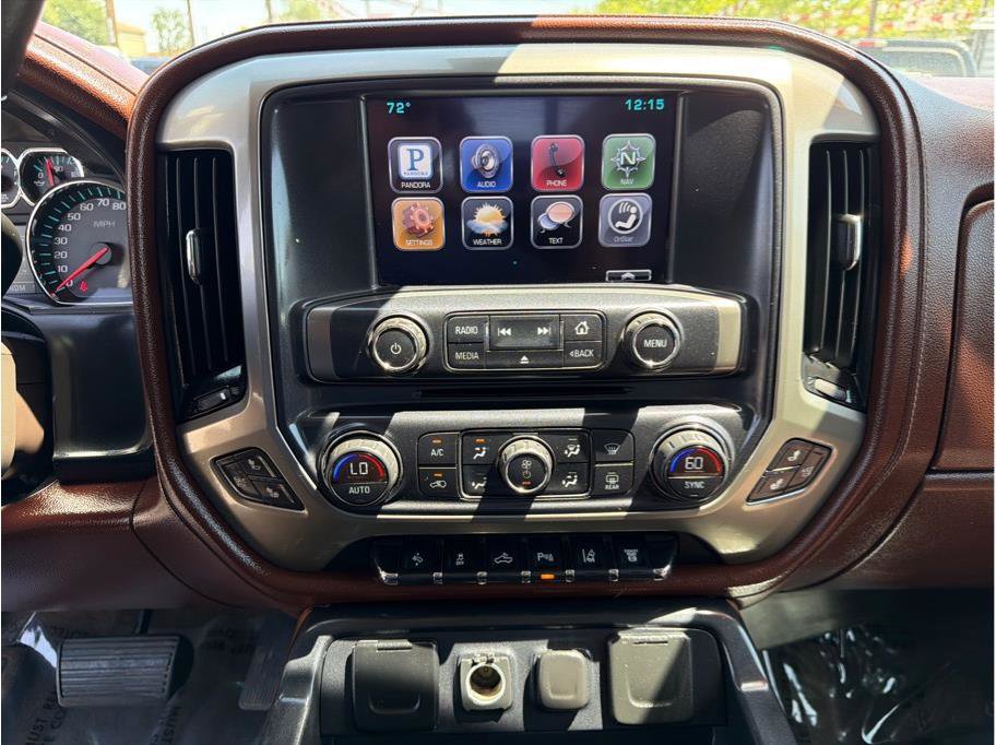 Used 2015 Chevrolet Silverado 2500 High Country w/ Duramax Plus Package image 8