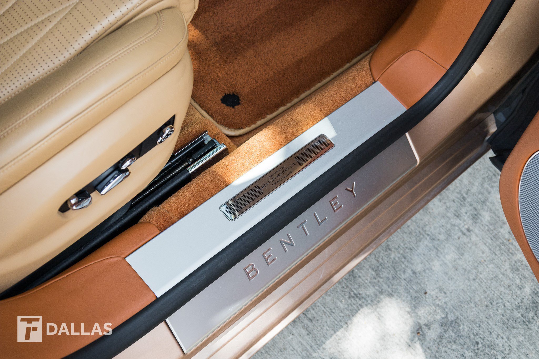 Used 2022 Bentley Flying Spur W12 AWD/4WD image 45