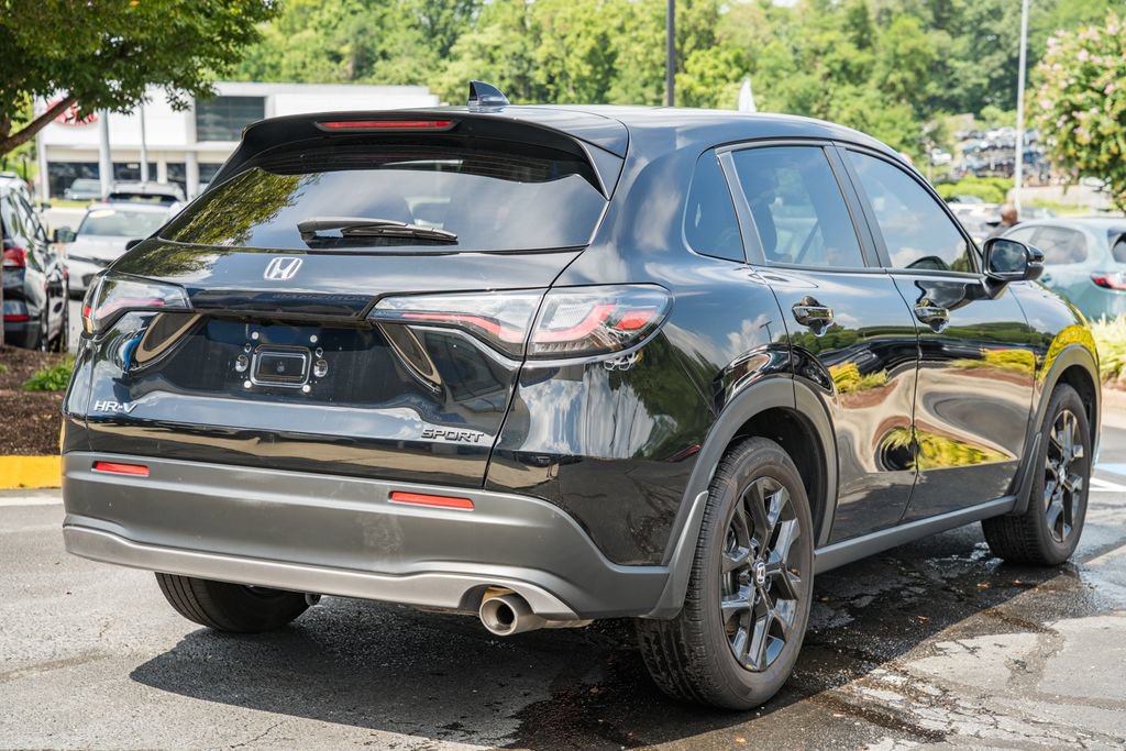 Used 2025 Honda HR-V Sport image 4