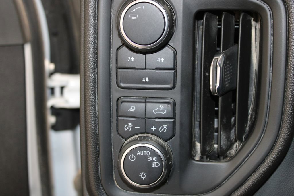 Used 2024 Chevrolet Silverado 2500 Custom w/ Custom Value Package image 37