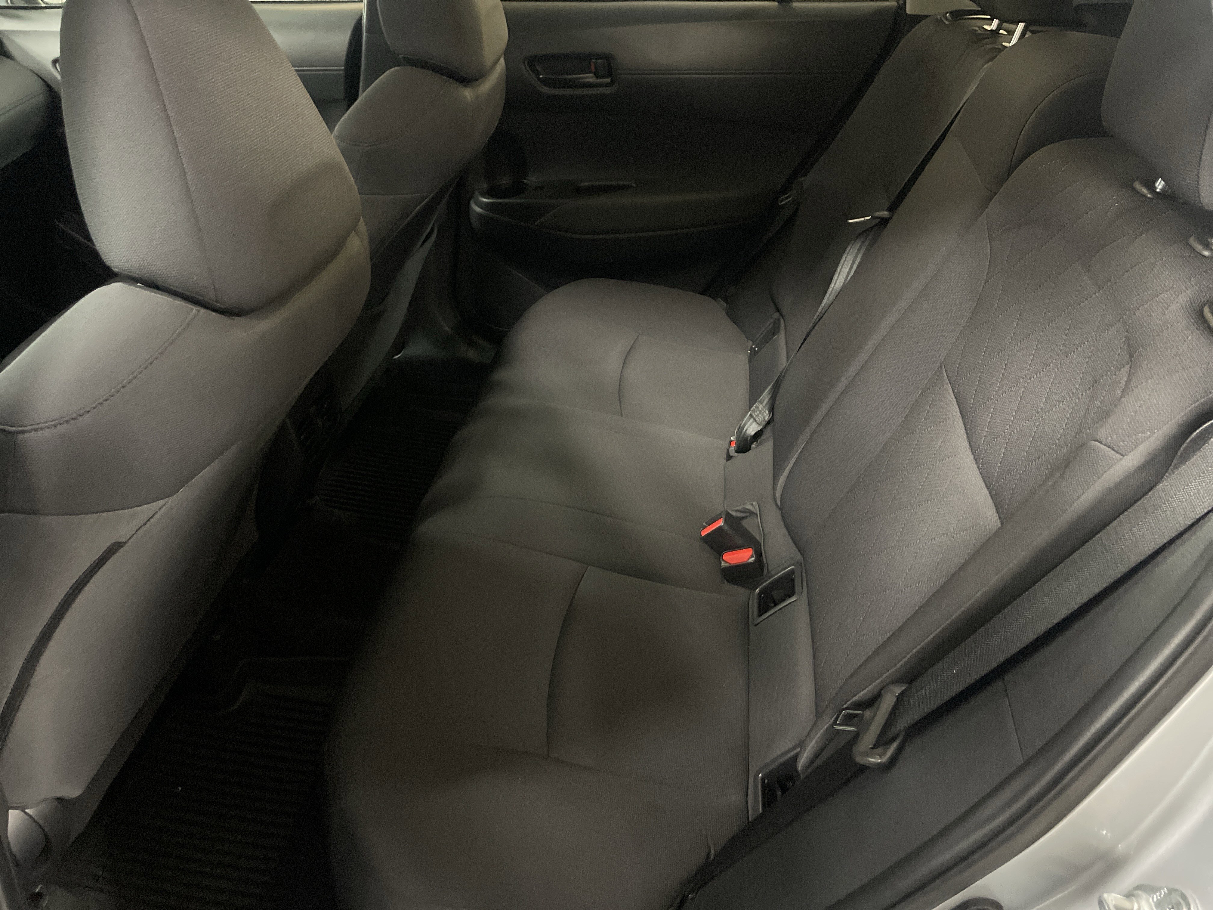 Certified 2022 Toyota Corolla Cross LE image 32