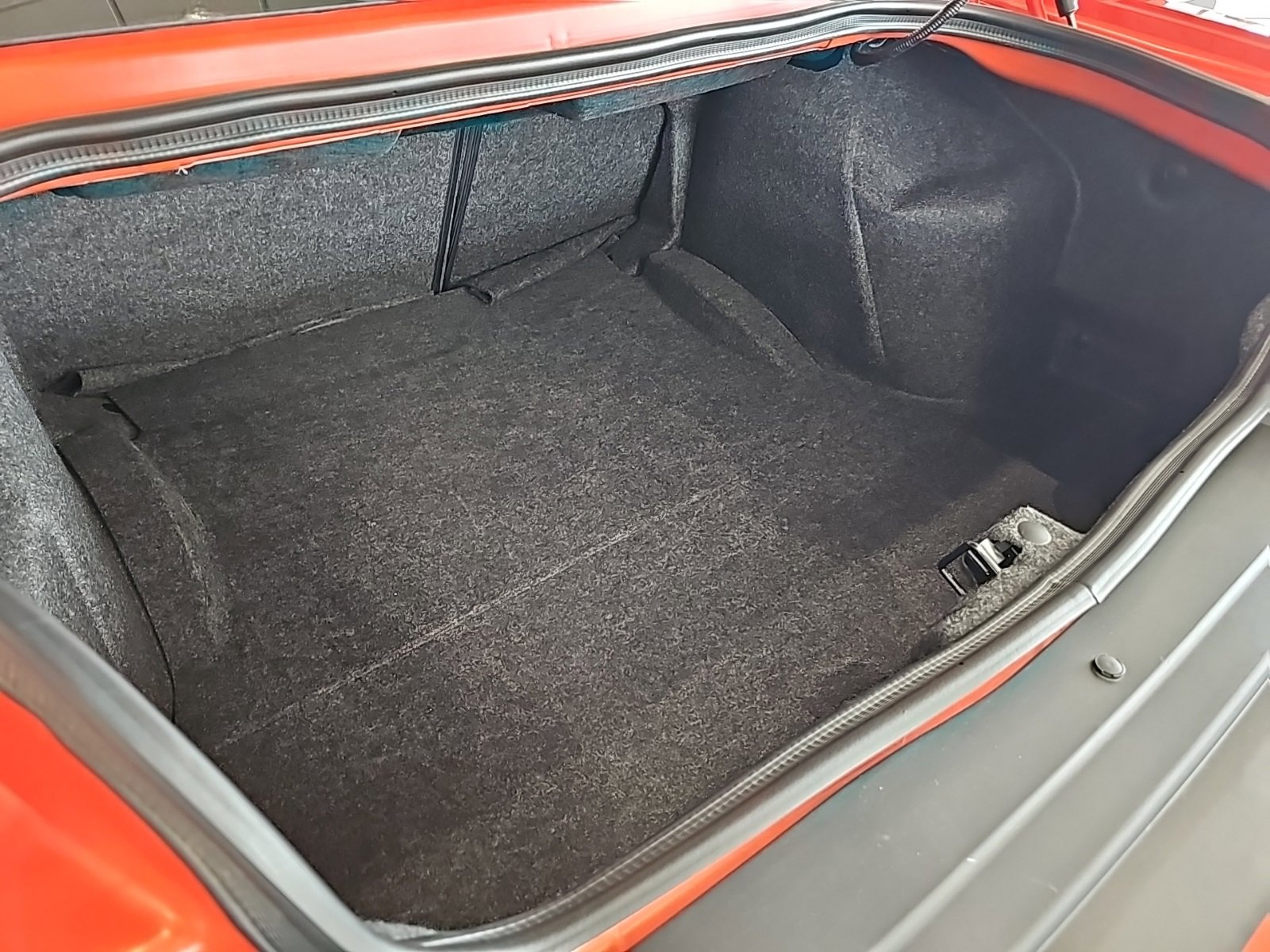 Used 2022 Dodge Challenger R/T w/ Blacktop Package image 25