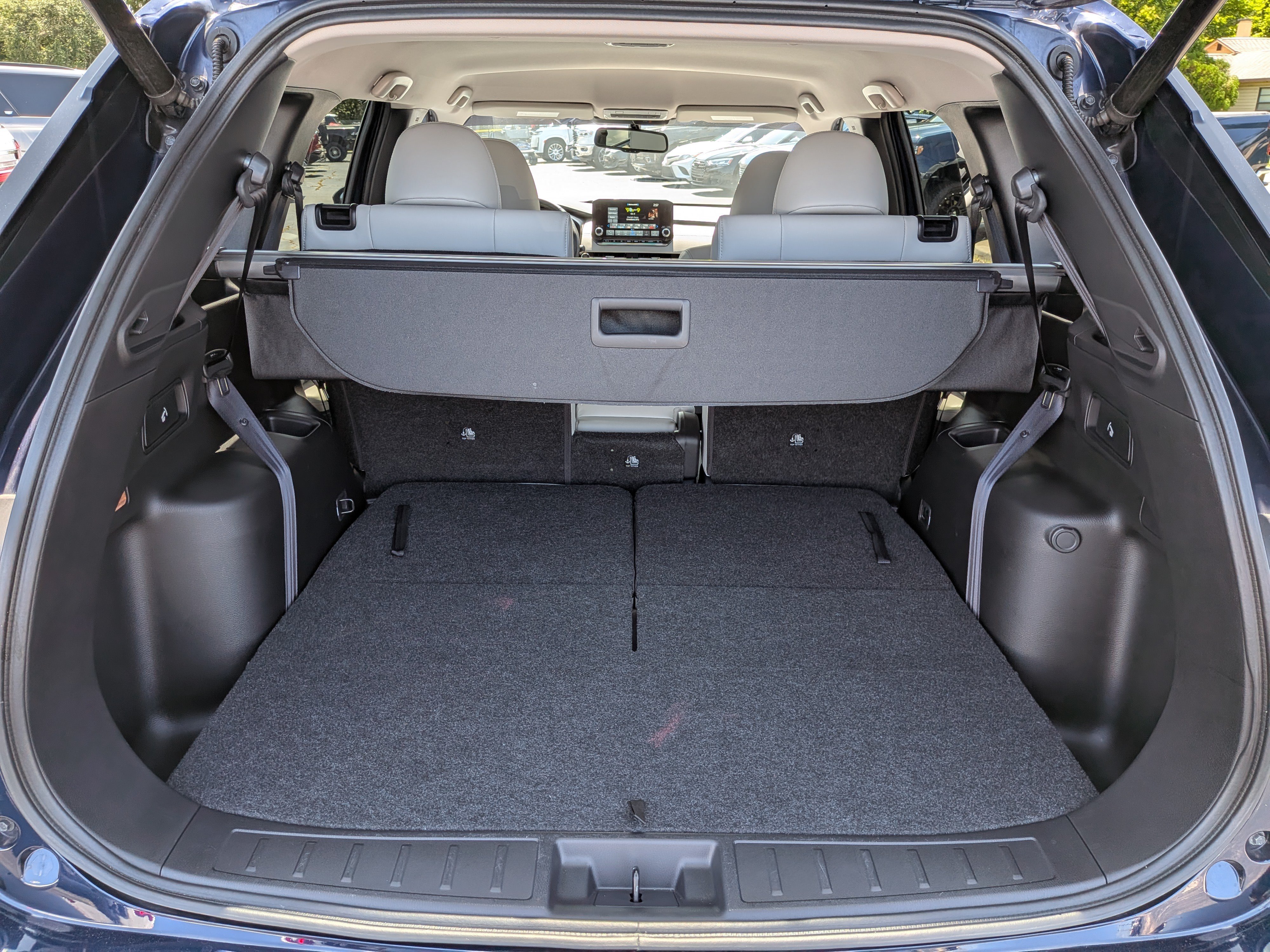 Used 2024 Mitsubishi Outlander SEL FWD image 17