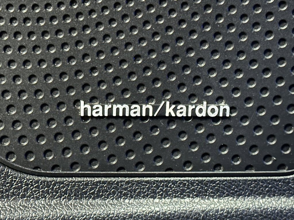 Used 2020 Kia Niro EX Premium image 24