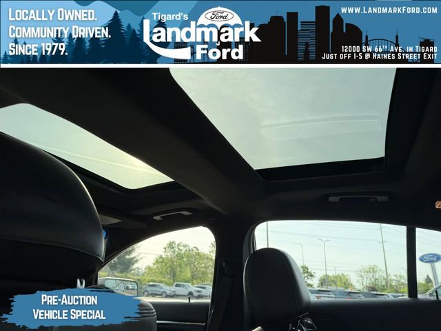 Used 2015 Lincoln MKS AWD w/ Equipment Group 201A image 27