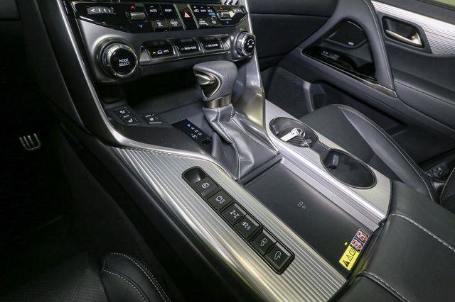 Used 2024 Lexus LX 600 F Sport image 34