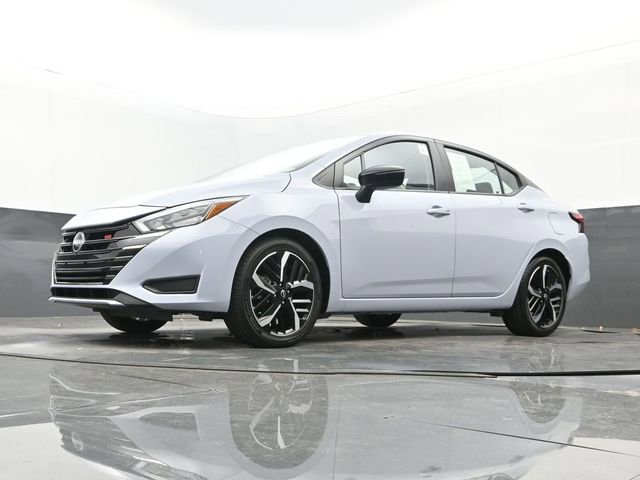 Used 2025 Nissan Versa SR w/ Electronics Package image 27