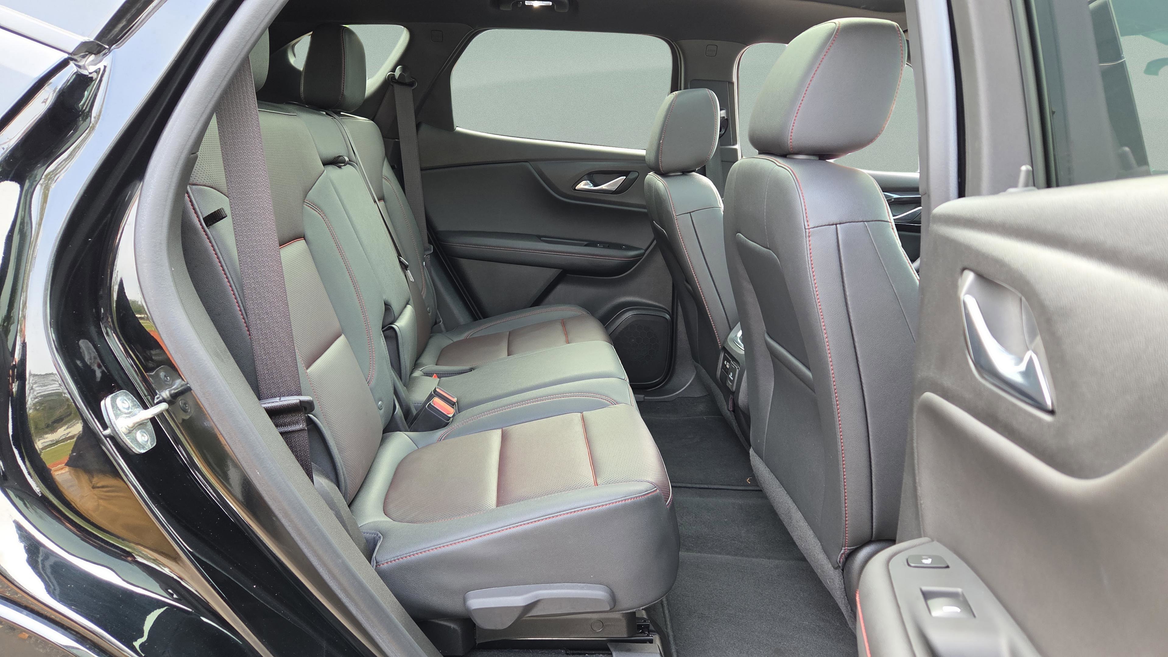 Used 2023 Chevrolet Blazer RS w/ Driver Confidence II Package image 17