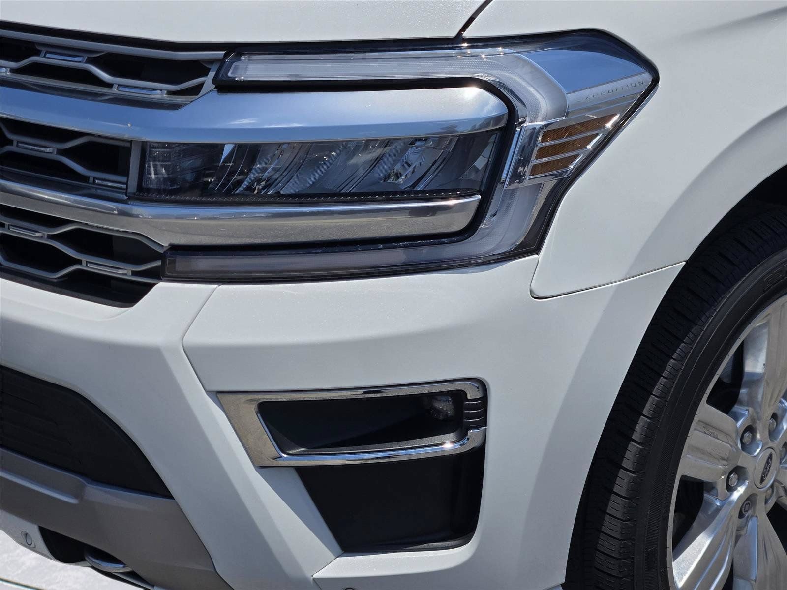 Used 2023 Ford Expedition Max Platinum AWD/4WD image 17