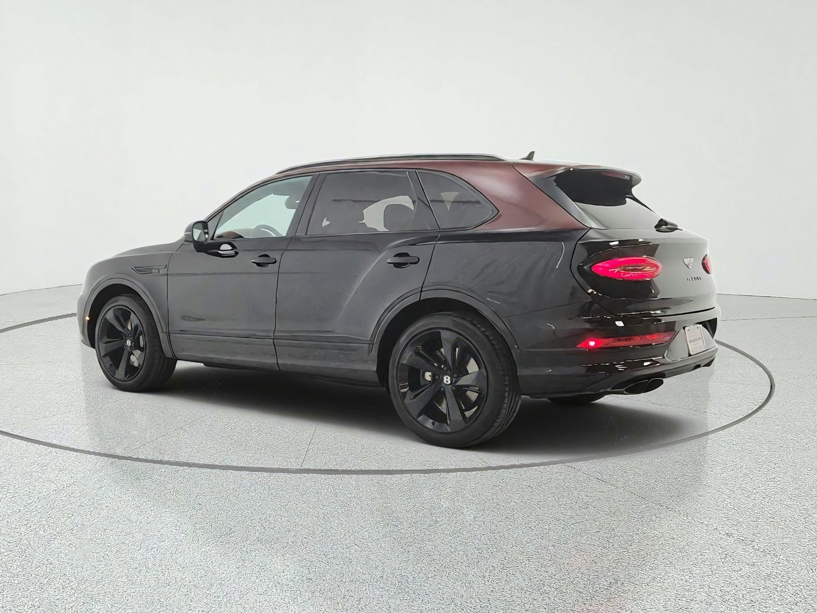 Used 2025 Bentley Bentayga AWD/4WD image 7