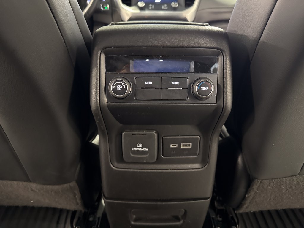 Used 2023 GMC Acadia SLT AWD/4WD image 41