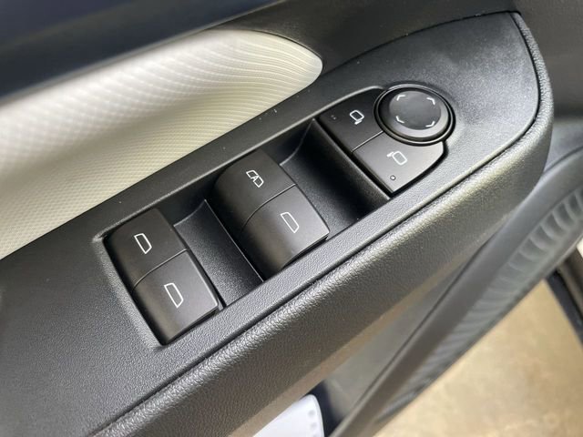 New 2026 Chevrolet Equinox EV LT AWD/4WD image 13