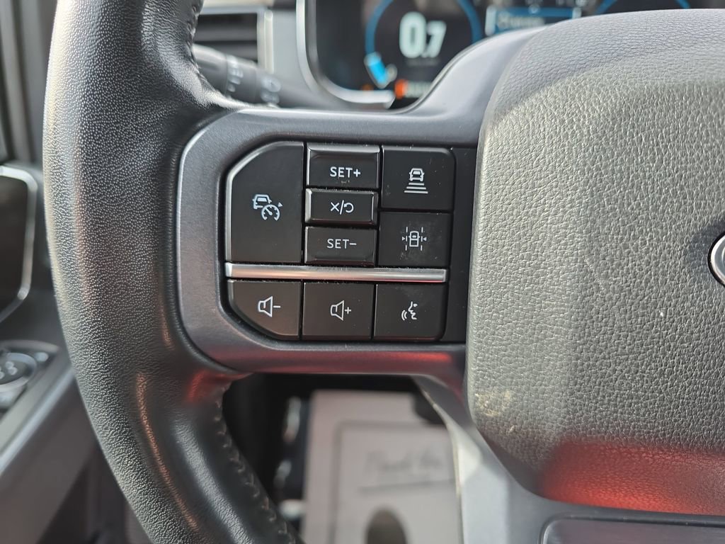 Used 2023 Ford F150 Lariat w/ Max Trailer Tow Package image 18