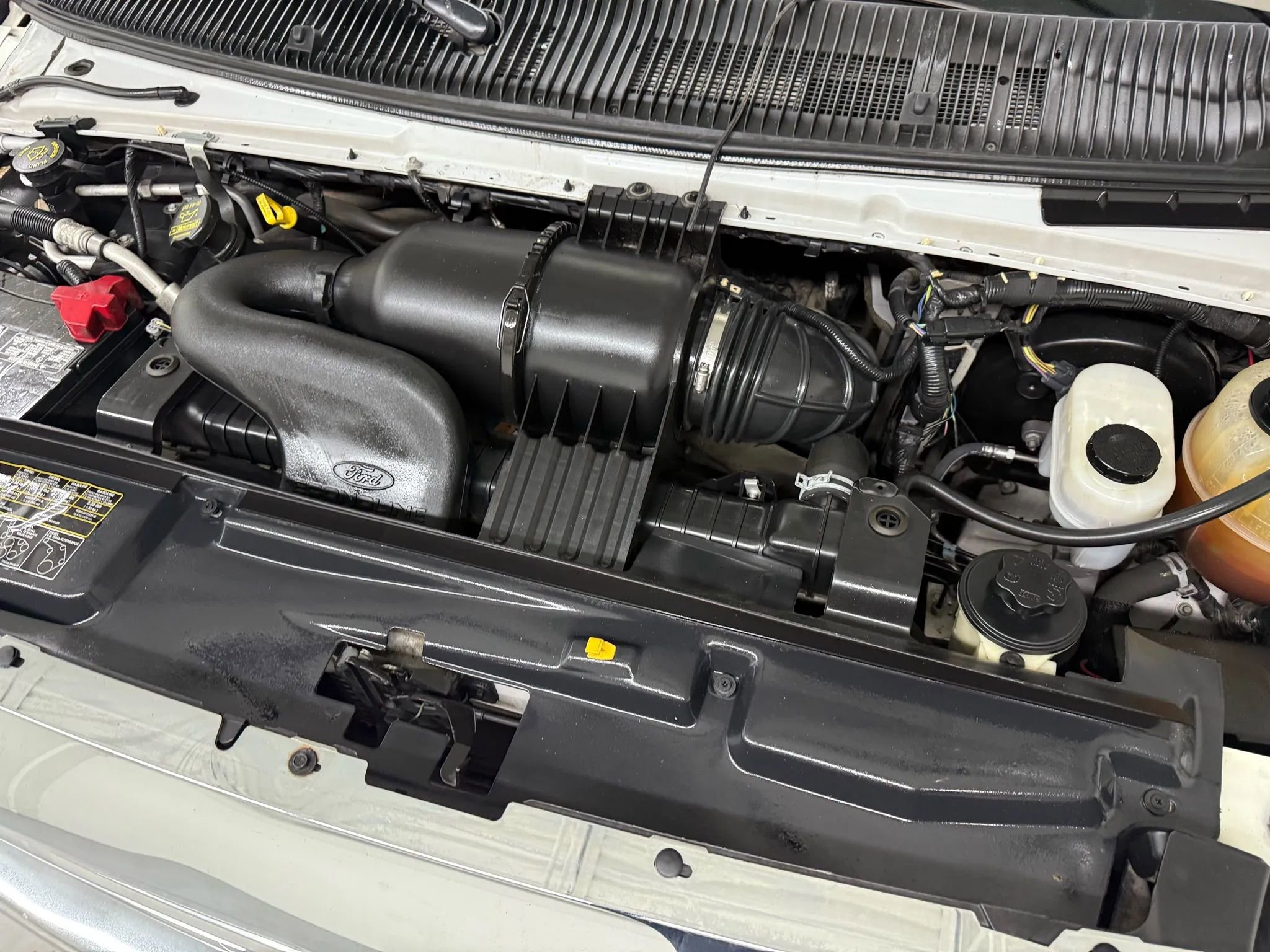 Used 2014 Ford E-150 and Econoline 150 Extended Van 3D image 41