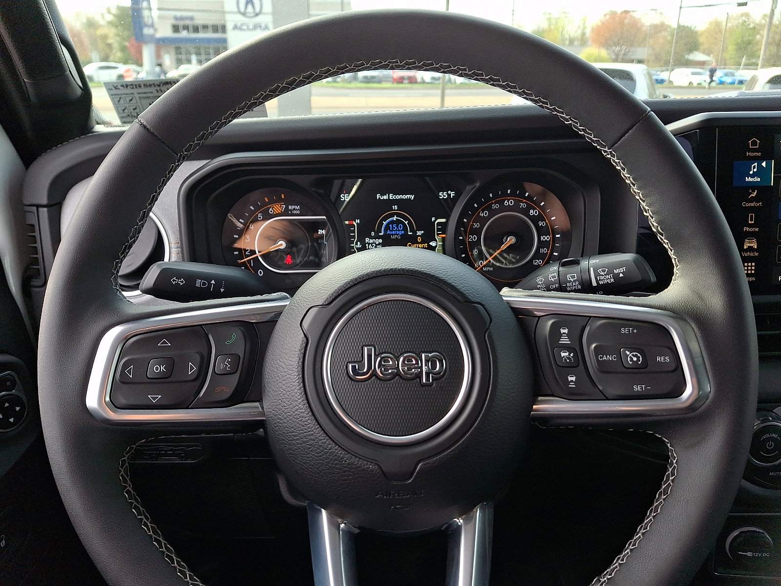 Used 2025 Jeep Wrangler Unlimited Sahara AWD/4WD image 18