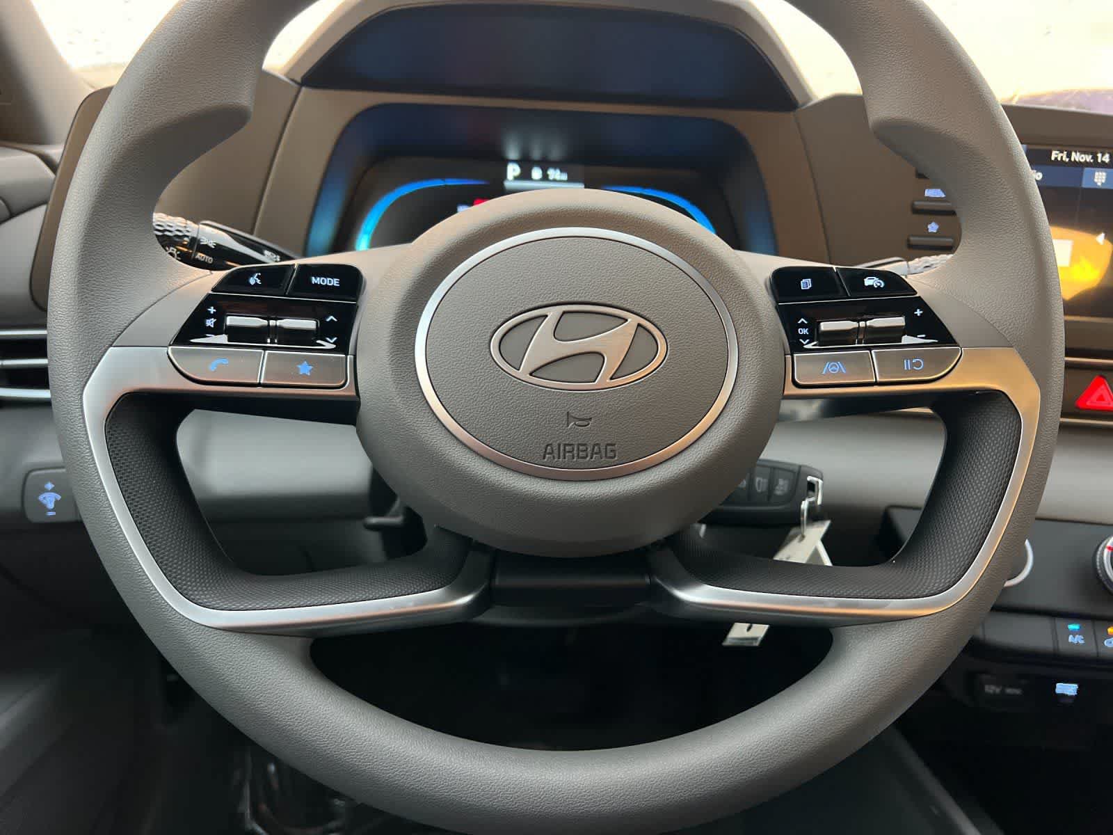 New 2026 Hyundai Elantra SE FWD image 22