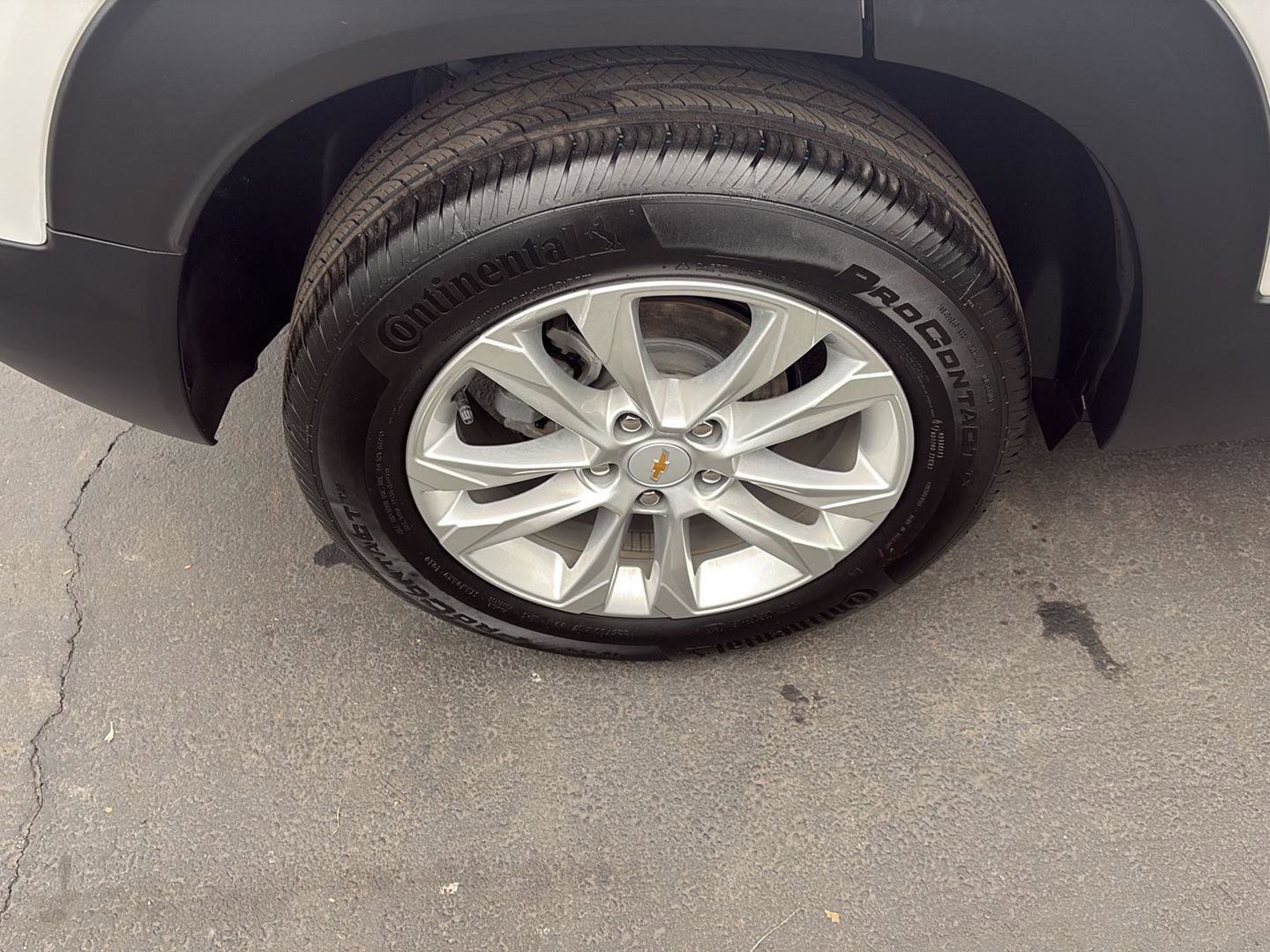 Used 2023 Chevrolet TrailBlazer LS image 29