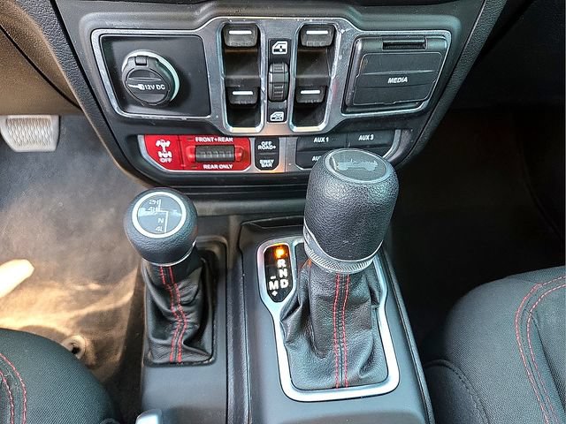 Used 2021 Jeep Wrangler Unlimited Rubicon AWD/4WD image 25