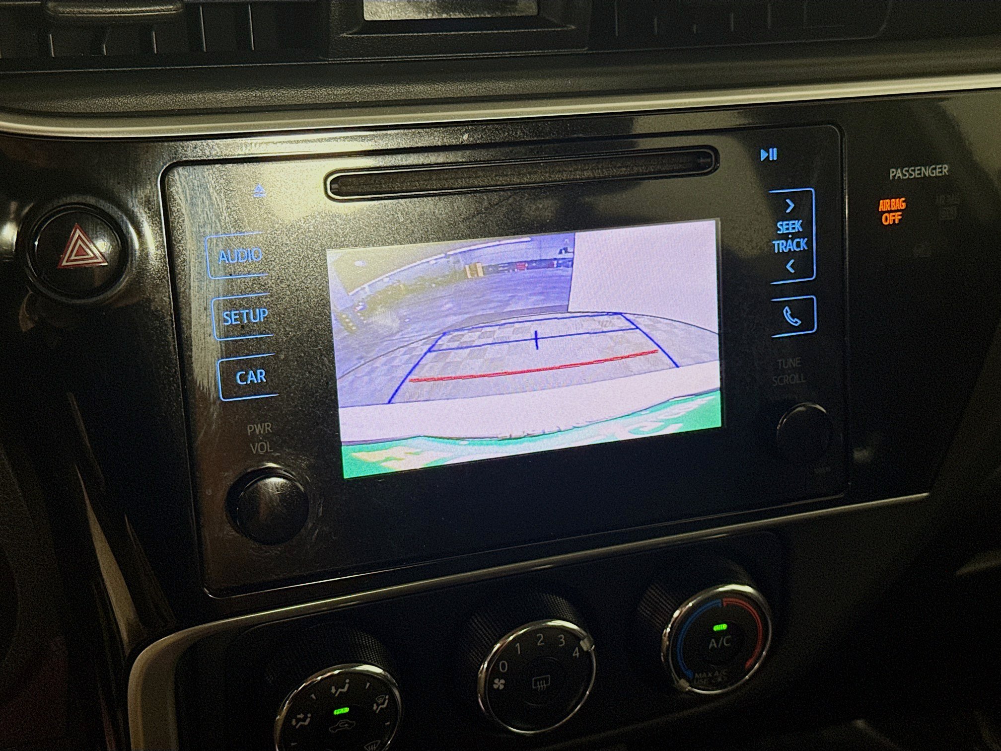 Used 2017 Toyota Corolla L w/ Carpet Mat Package (TMS) FWD image 19