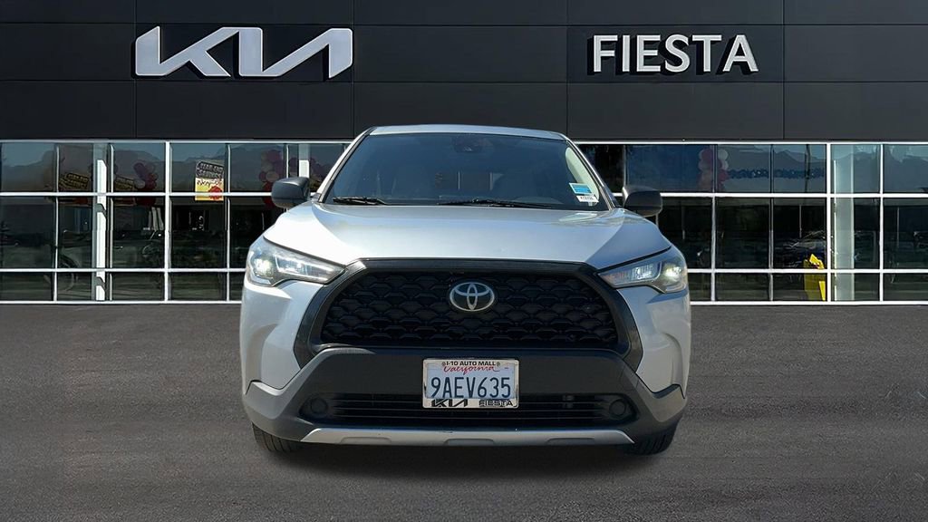 Used 2022 Toyota Corolla Cross L image 3