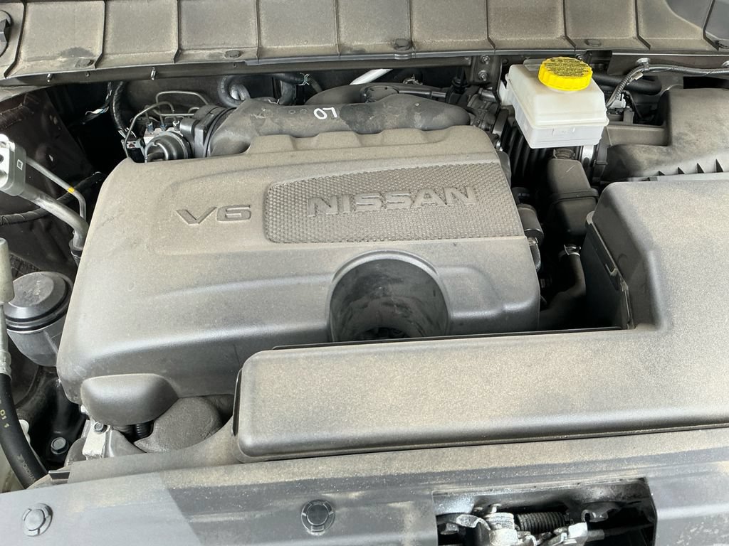 Used 2024 Nissan Pathfinder SL AWD/4WD image 9