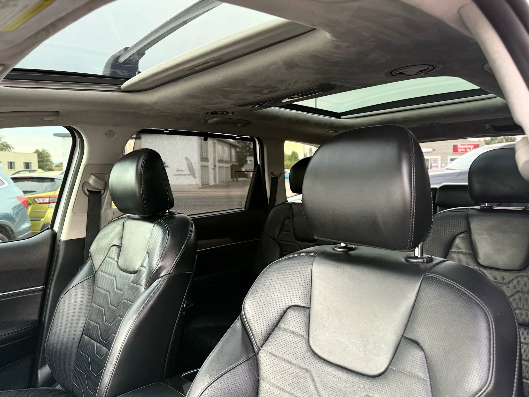Used 2021 Kia Telluride SX w/ SX Prestige Package image 13