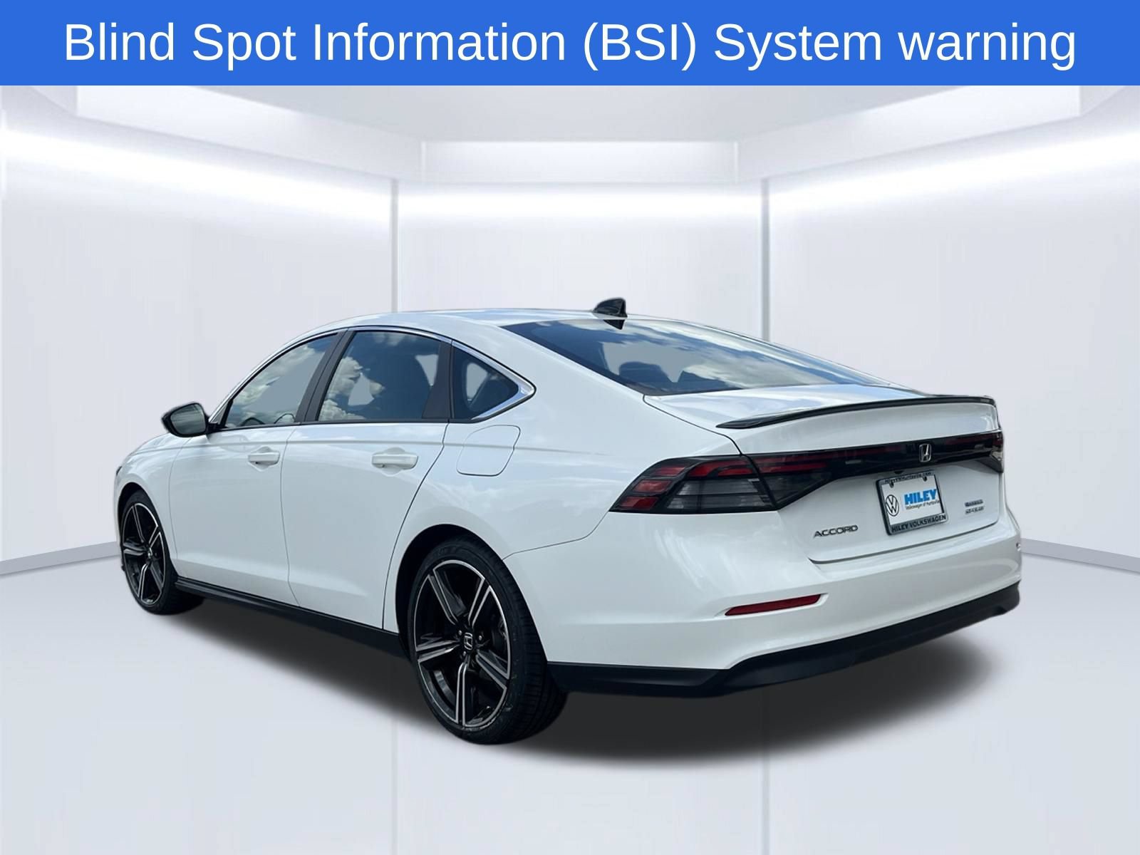 Used 2024 Honda Accord Sport image 8