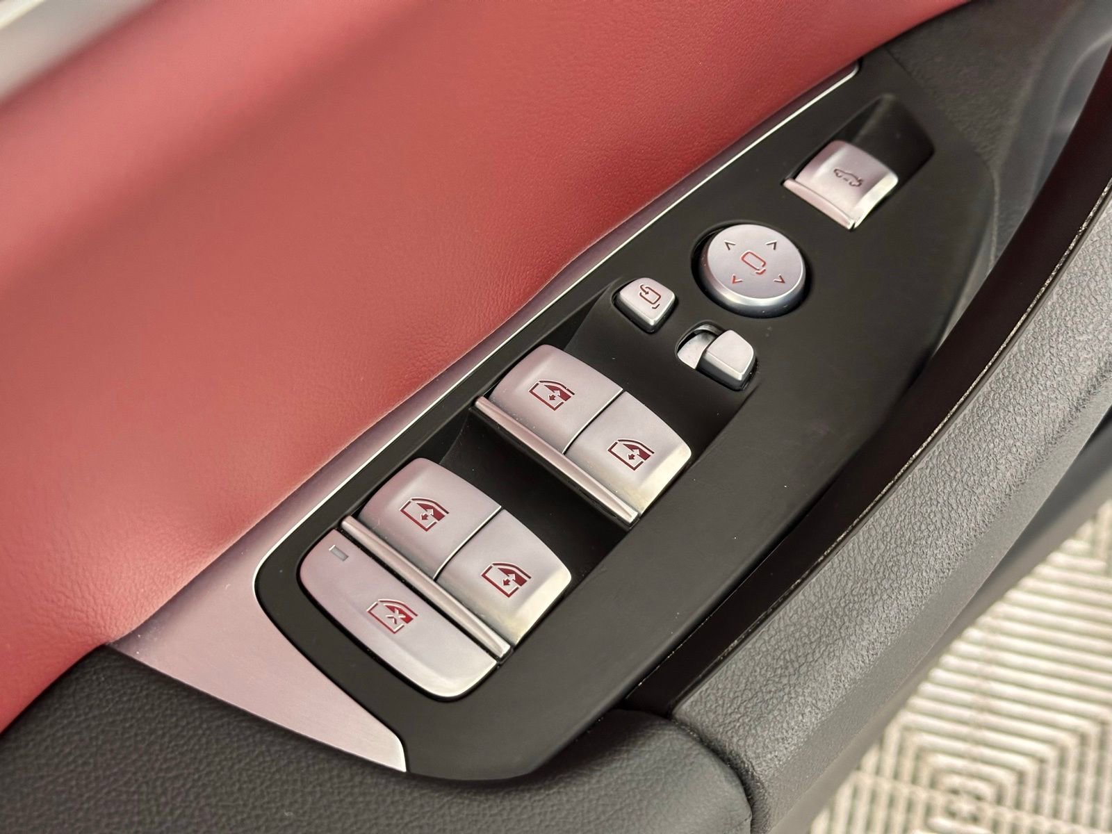 Used 2023 BMW X3 xDrive30i w/ Premium Package image 34