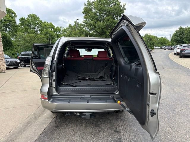 Used 2023 Lexus GX 460 Premium w/ Premium Package AWD/4WD image 11
