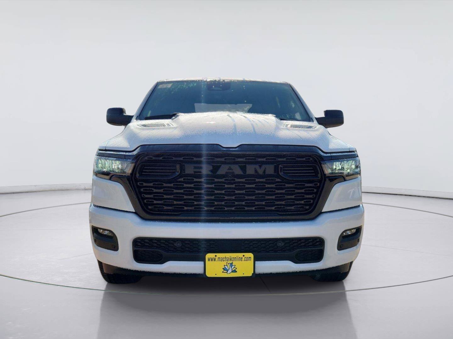 New 2026 RAM 1500 Express AWD/4WD image 8