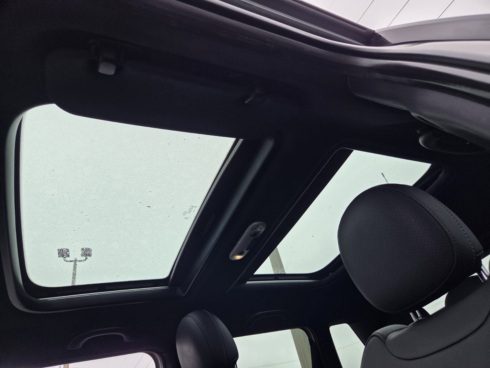 Used 2022 MINI Cooper S image 19