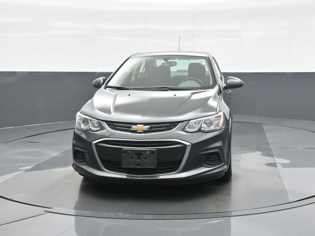 Used 2020 Chevrolet Sonic LT w/ Convenience Package FWD image 2