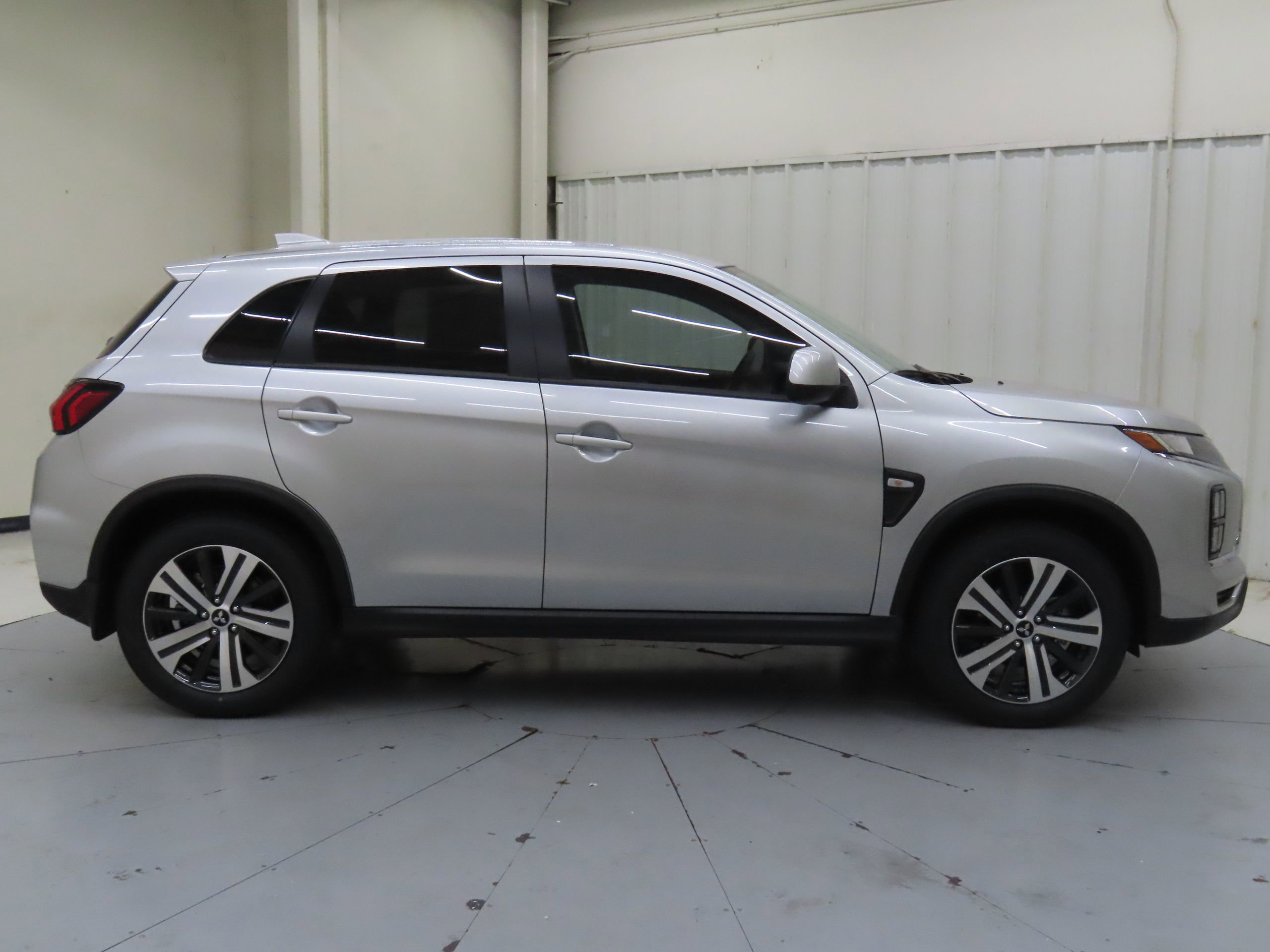 New 2025 Mitsubishi Outlander Sport ES image 2