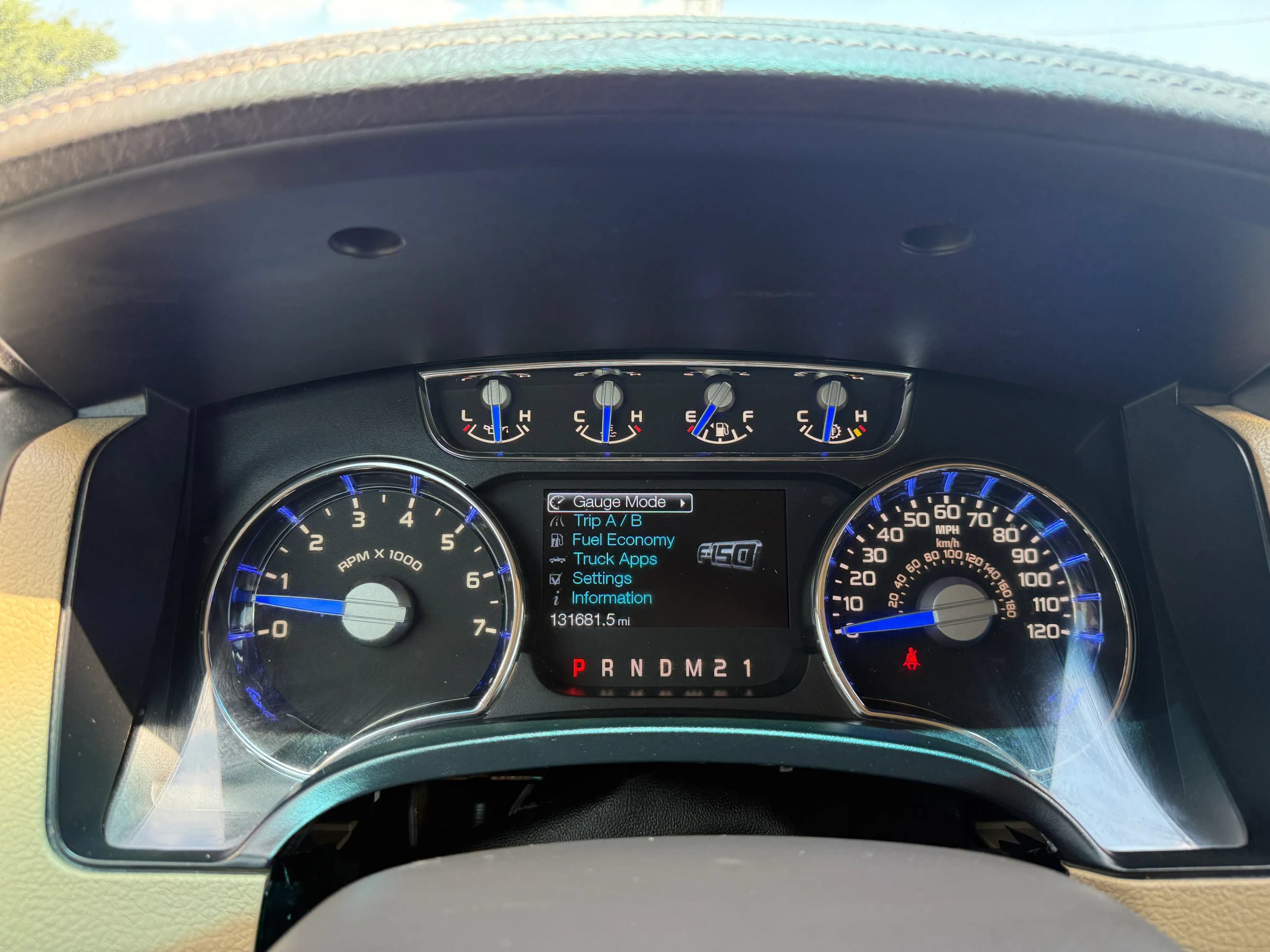 Used 2014 Ford F150 Lariat w/ Equipment Group 502A Luxury RWD image 22