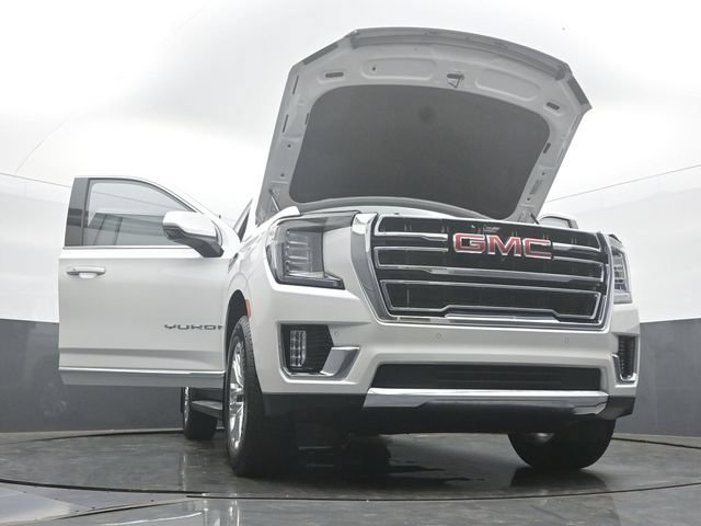 Used 2024 GMC Yukon XL SLT w/ SLT Luxury Package AWD/4WD image 58