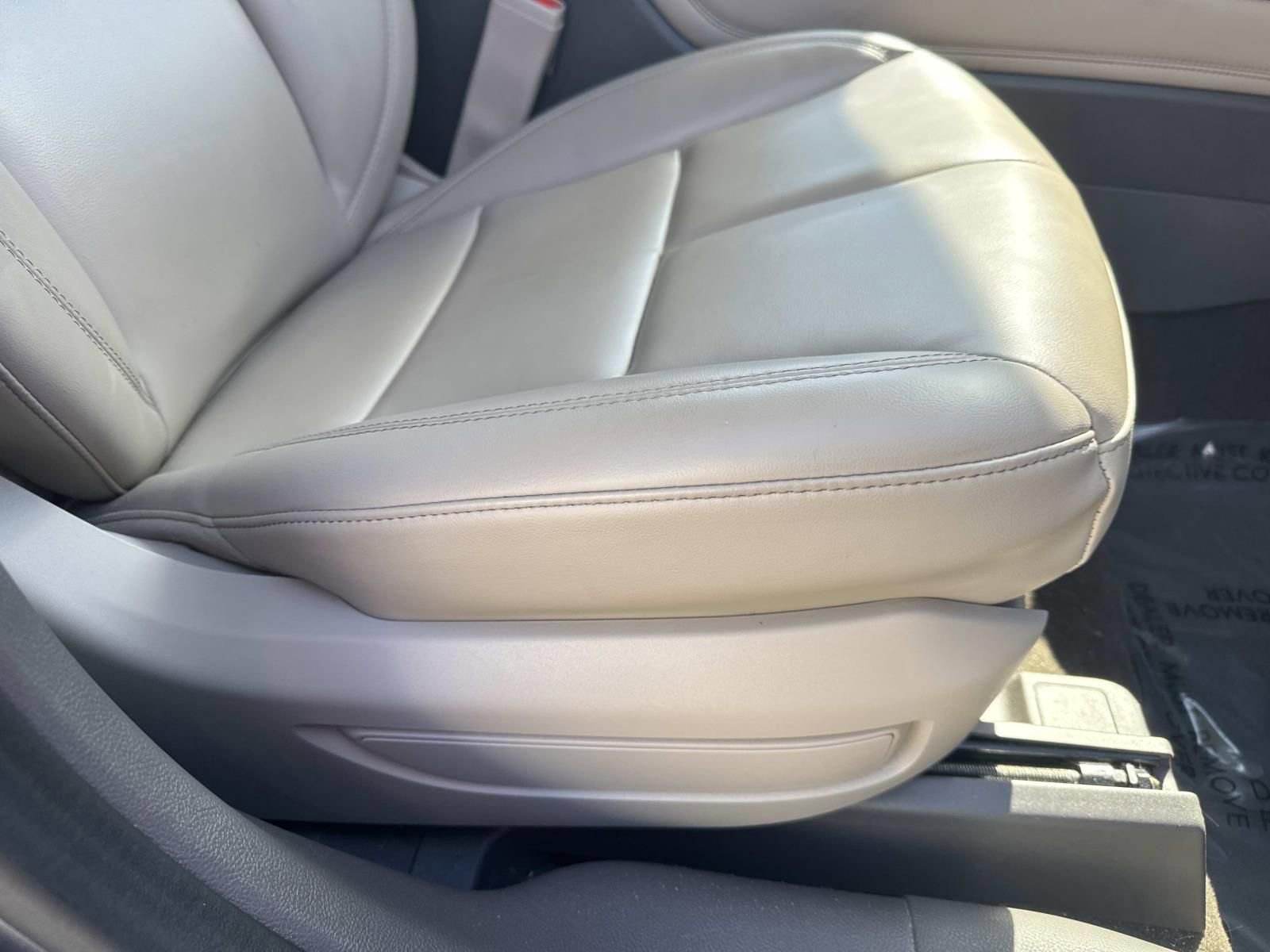 Used 2022 Lincoln Corsair FWD image 12