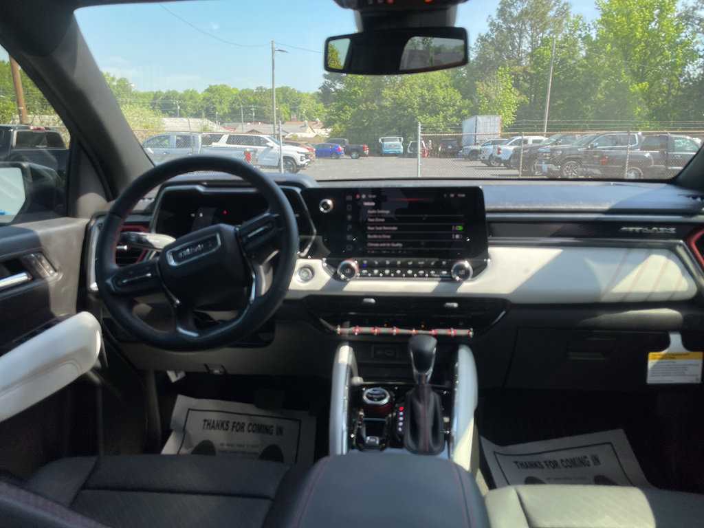 Used 2026 GMC Canyon AT4X AWD/4WD image 15
