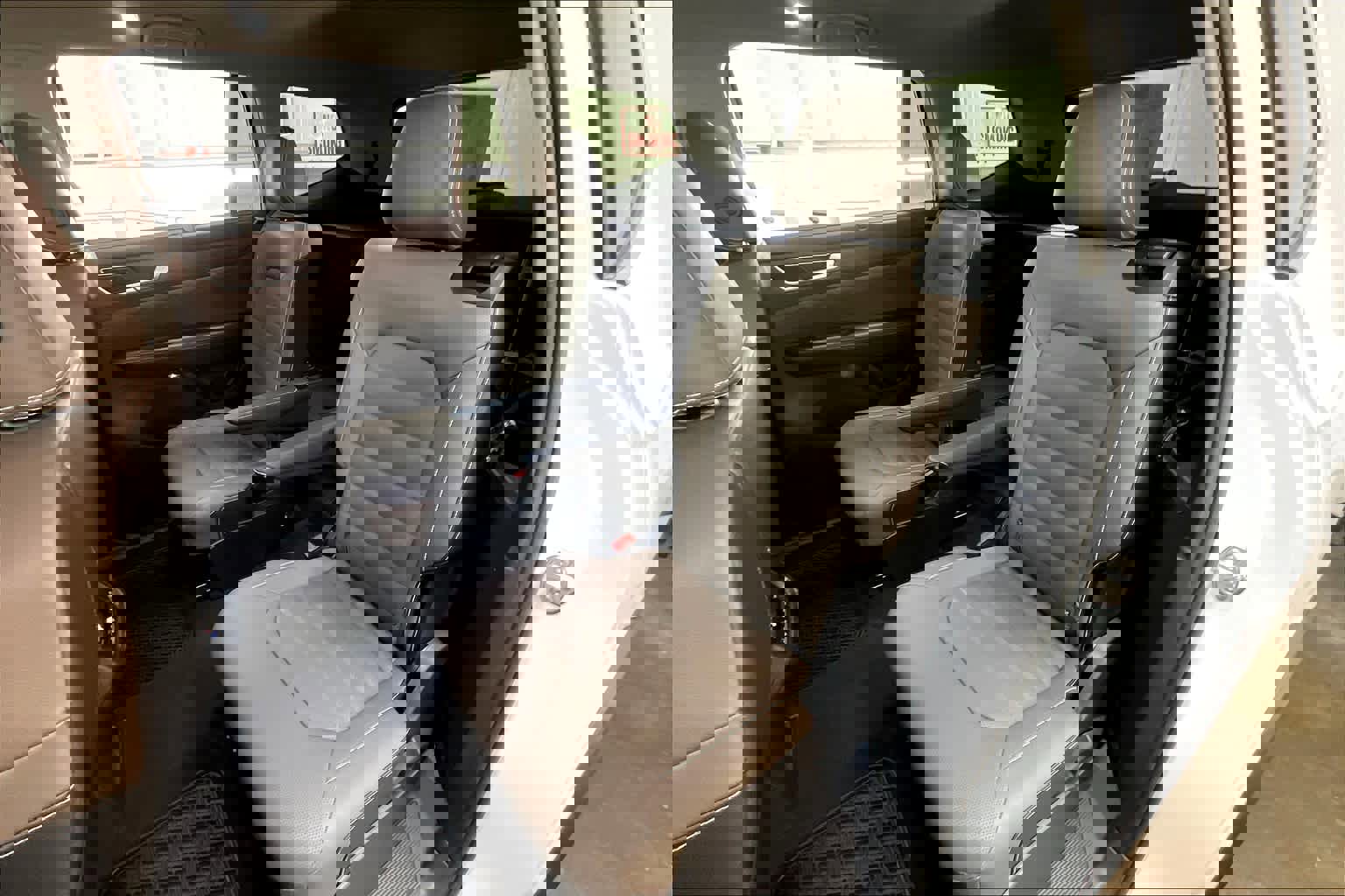 New 2025 Volkswagen Atlas SEL image 12