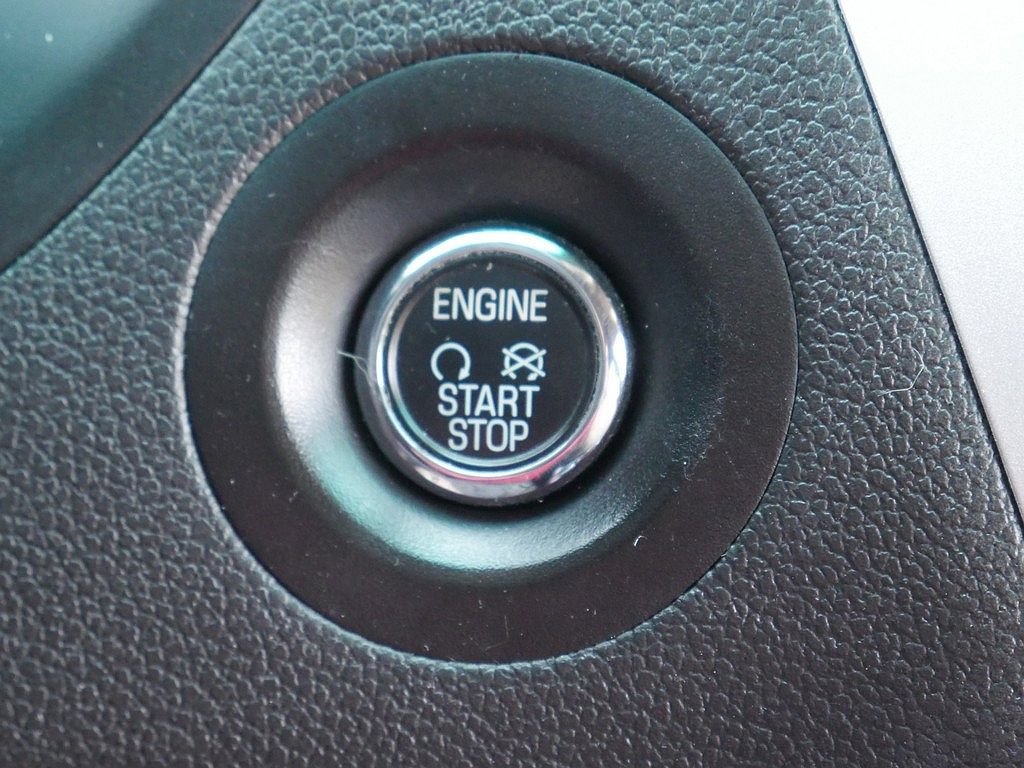 Used 2014 Ford Explorer Limited w/ Equipment Group 302A AWD/4WD image 38