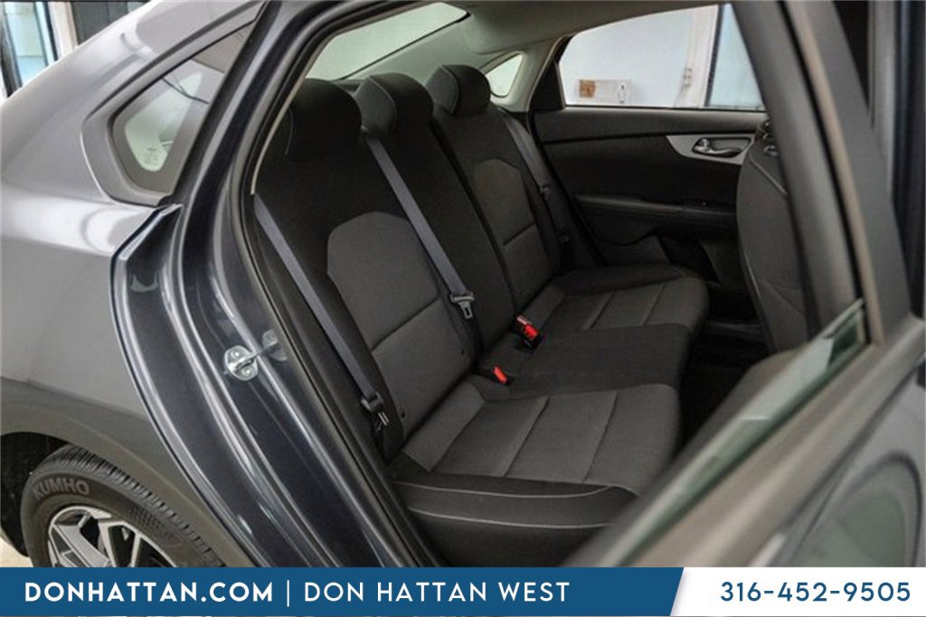 Used 2024 Kia Forte LXS image 25