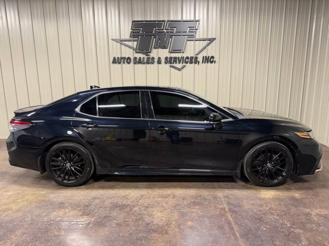 Used 2021 Toyota Camry XSE image 7