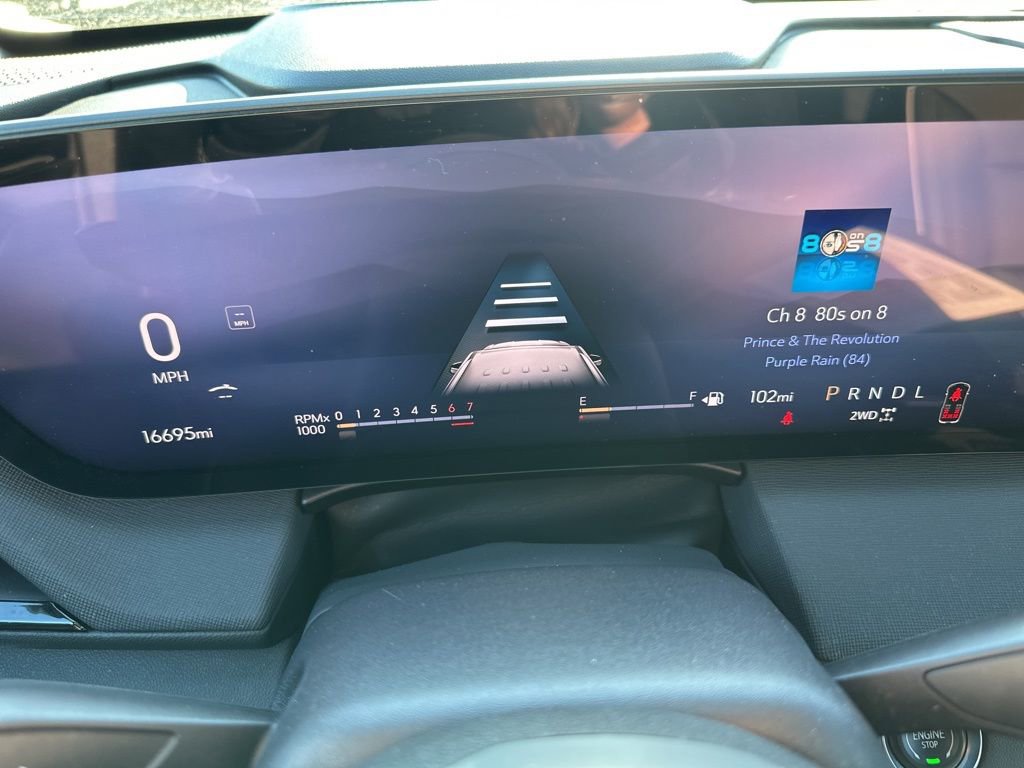 Used 2025 Buick Enclave Preferred image 21